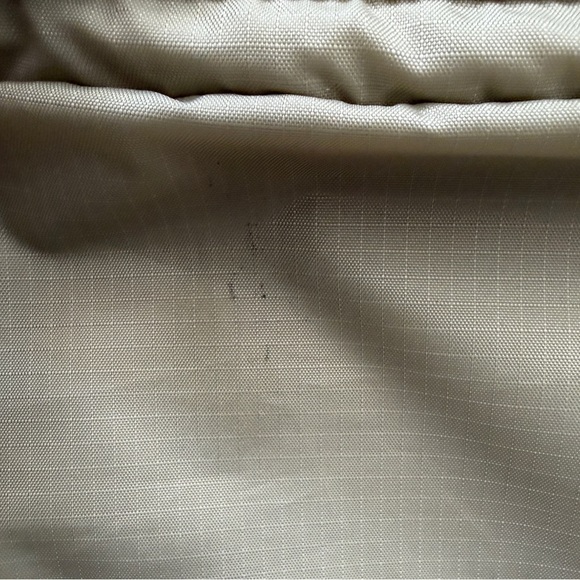 Stylish Two-Tone Backpack - Picture 6 of 7